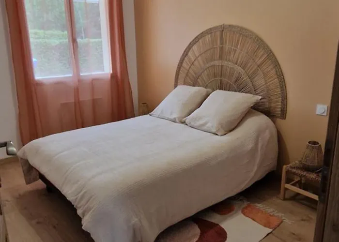 Au Jardin D'olga Mesnil-Saint-Pere